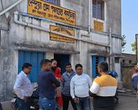 पंचायत कार्यालय के अंदर निजी ठीकेदार पर दो युवकों ने किया जानलेवा हमला, सुरक्षा पर उठे सवाल