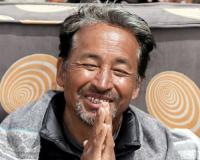  एक्टिविस्ट और वैज्ञानिक सोनम वांगचुक की तबीयत  बिगड़ी