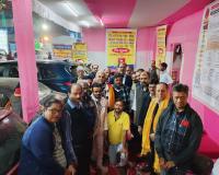 श्री काशी विश्वनाथ सेवा समिति द्वारा आयोजित कोलकाता के आउट्रम घाट ट्रांजिट शिविर का 15 जनवरी को