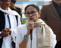 प्रतीक के घर ईडी की रेड से बिफरीं सीएम  ममता