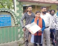 बीजेपी नेता पर लगा ट्रेन में चादर चोरी का आरोप