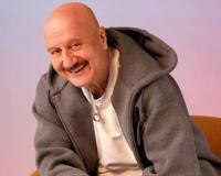  अनुपम खेर ने दिल्ली के कलाकारों को अपने सपने बिना भय के जीने का नया मौका दिया 