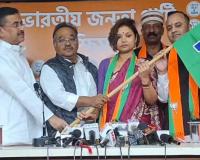 वाम नेता क्षिति गोस्वामी की बेटी कस्तूरी बीजेपी में शामिल हुईं