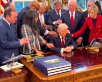 ओवल ऑफिस में प्रार्थना सभा