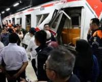 दो ट्रेनों की टक्कर में 14 की मौत, 2 दर्जन घायल