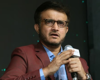 गांगुली के अनुसार अभी आधे मुकाबल बचे हुए है