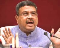 मालदा की घटना पर धर्मेंद्र प्रधान ने ममता बनर्जी पर साधा जमकर निशाना 