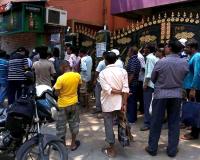 कोरोना काल की यादें लौटीं