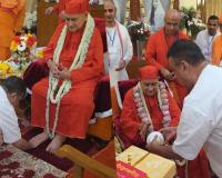 मुख्यमंत्री शुभेंदु  ने गुरु पूर्णिमा पर फिर बेलूर मठ का दौरा किया 