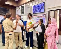 राहुल गांधी के सामने साहिल लोचव की वकील ने पुलिस पर लगाया आरोप
