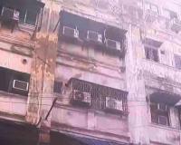 कोलकाता के न्यू मार्केट स्थित होटल में लगी भीषण आग