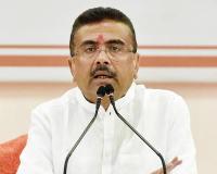 ‘अगर ‘वंदे मातरम’ नहीं गाया गया तो स्कूलों को मिलने वाली मदद रोक दी जाएगी’ 