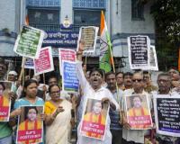 खाने-पीने पर की गई टिप्पणी को लेकर बागेश्वर बाबा के खिलाफ पुलिस में शिकायत दर्ज