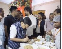 पीएम मोदी की तरह नितिन नवीन ने भी लिया झालमुरी का स्वाद
