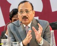 कानून की डिग्री के साथ न्याय बनाए रखने और संविधान की रक्षा करने की जिम्मेदारी भी आती है : सीजेआई