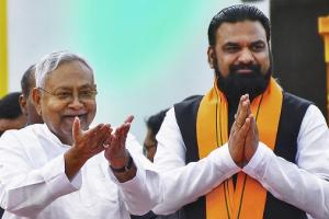 नीतीश कुमार जेडीयू तो सम्राट चौधरी बीजेपी विधायक दल के नेता चुने गए