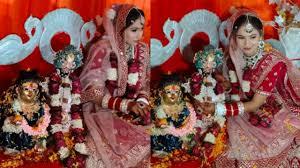 श्रीकृष्ण बने दूल्हा, बाराती भी आए, हिन्दू रीति रिवाज से युवती ने रचाई ‘माखन चोर’ से शादी
