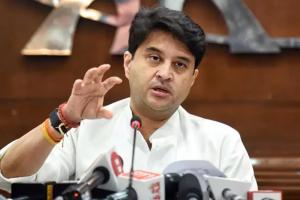 संचार साथी ऐप को लेकर जारी बवाल के बीच केंद्रीय मंत्री ने दिया स्पष्टीकरण