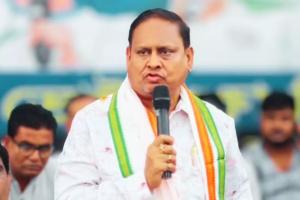 तृणमूल विधायक ने फिर दिया विवादित बयान