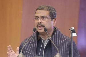 जेएनयू के दीक्षांत समारोह में धर्मेंद्र प्रधान ने लिया हिस्सा