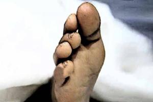 शांतिपुर के बुनकर ने रस्सी से फांसी लगाई 