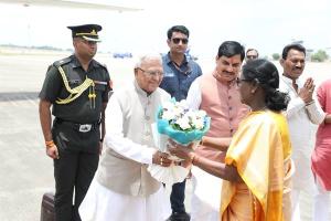 राष्ट्रपति श्रीमती मुर्मु ने देवी अहिल्याबाई होल्कर अन्तर्राष्ट्रीय हवाई अड्डा से 