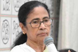 तृणमूल ने राज्य में पार्टी की सभी कमेटियां भंग कीं 