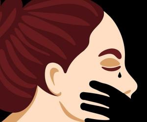 प्रार्थना के बाद घर लौट रही आदिवासी महिला से गैंगरेप 